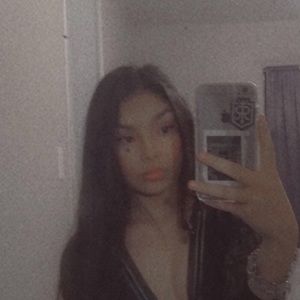 Meet your Posher, Angeline